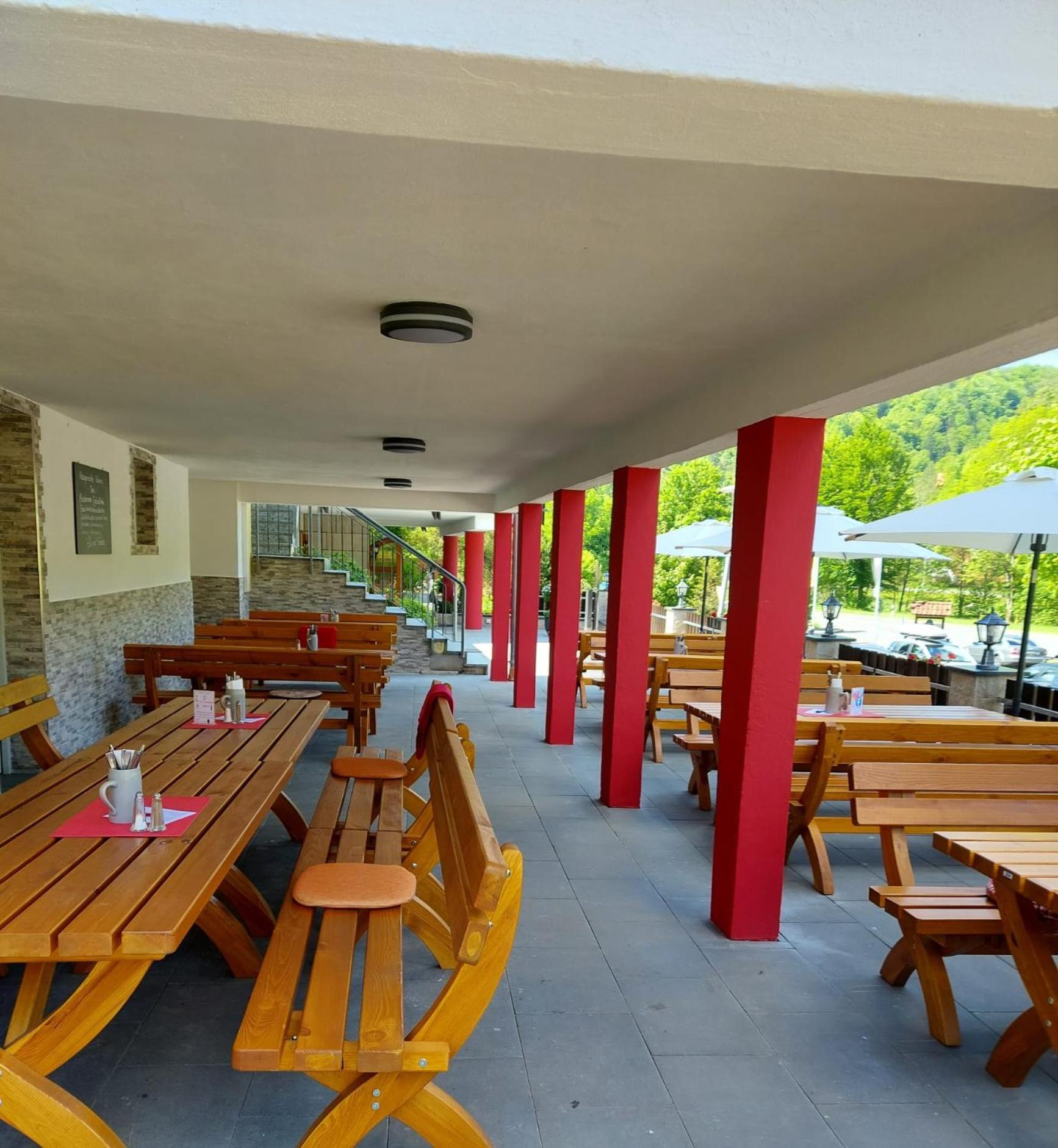 Hotel Landgasthof Frankenstern Gössweinstein Exterior foto