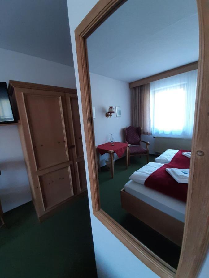 Hotel Landgasthof Frankenstern Gössweinstein Exterior foto