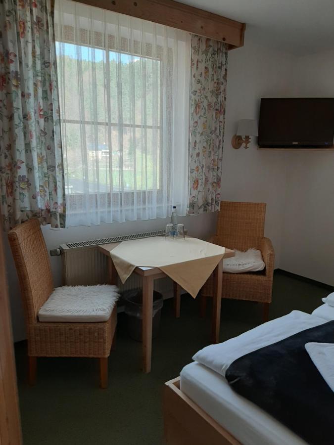 Hotel Landgasthof Frankenstern Gössweinstein Exterior foto